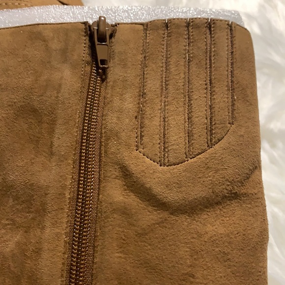 Leslie Fay Suede Boots - Picture 7 of 16